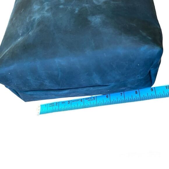 Full Grain Leather Tote in Midnight Blue - Picture 9 of 12